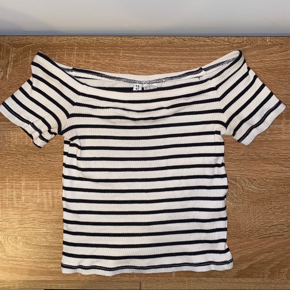 Off the shoulder cropped top